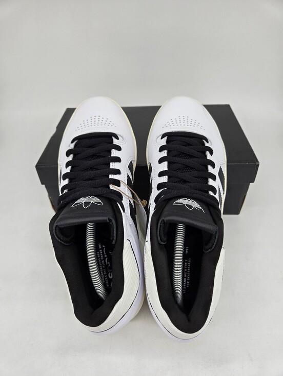 adidas Men\'s Tyshawn Mid JQ1134 Core Black Cloud White Shoes Size 9.5 main image 5